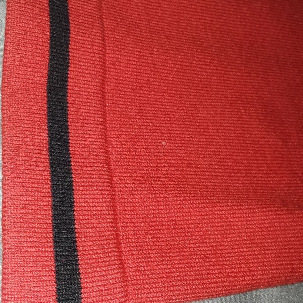 Sweater - Picture 6 of 6